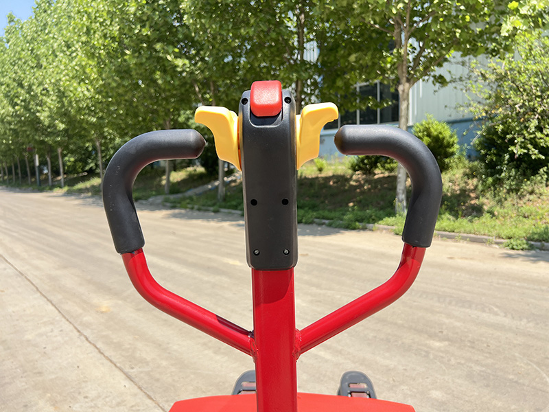 CBD-15（步行式搬运车）