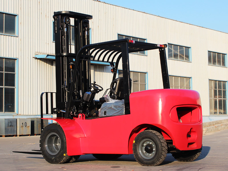 5吨K（双前轮 三节七米）