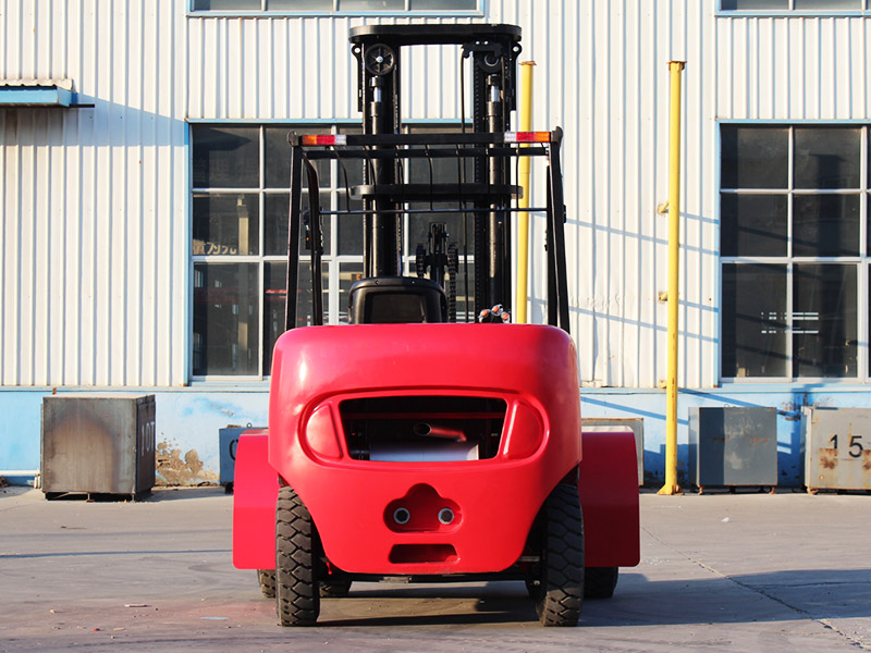 5吨K（双前轮 三节七米）