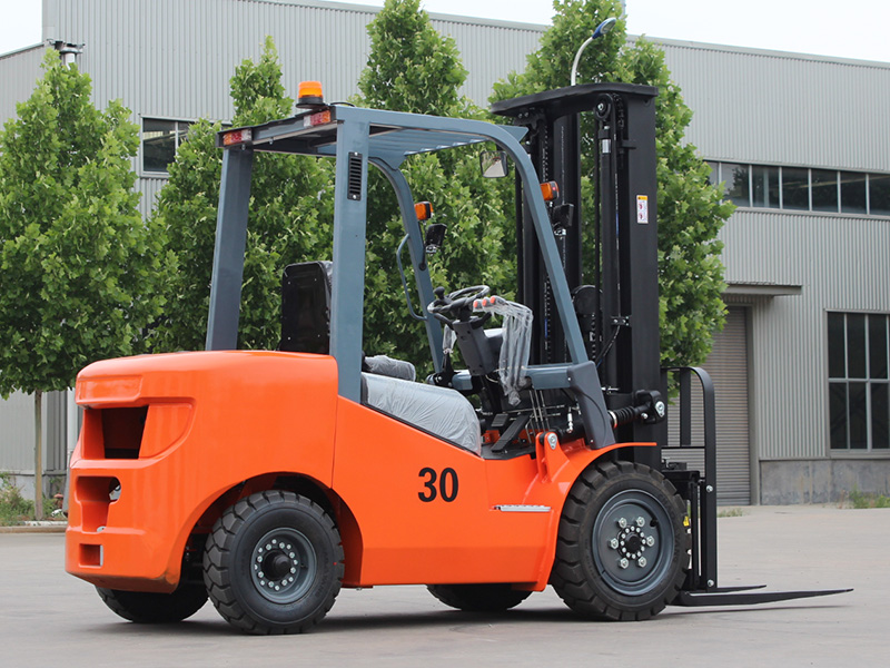 CPC30-KⅡ（KⅡ款 五十铃发动机 4.5米）