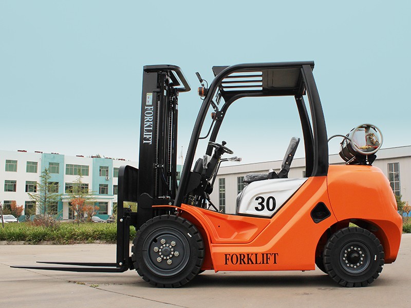 CPC30-K 双燃料叉车（LPG）