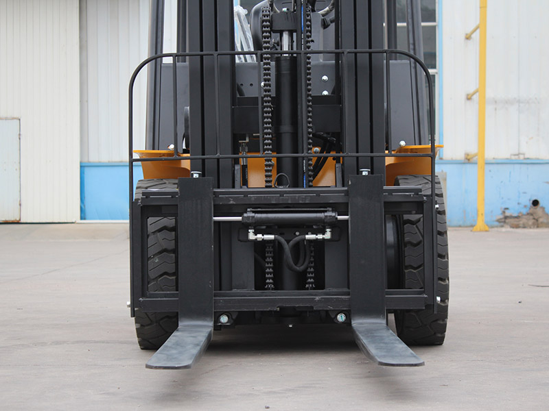 CPC25-K（久保田发动机 4.5米带侧移）