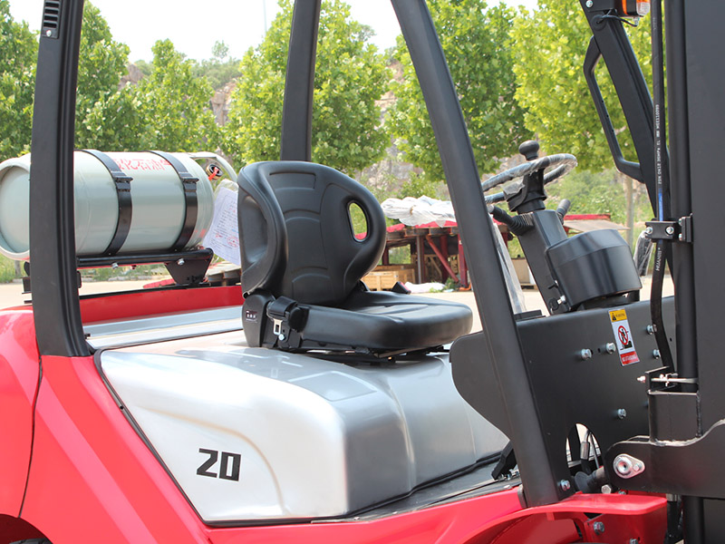 CPC20-K （尼桑发动机 LPG 5米带侧移）