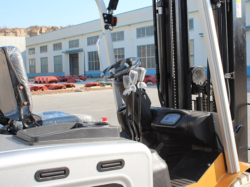 CPD30-D（无痕轮胎 3级4.5米全自由）